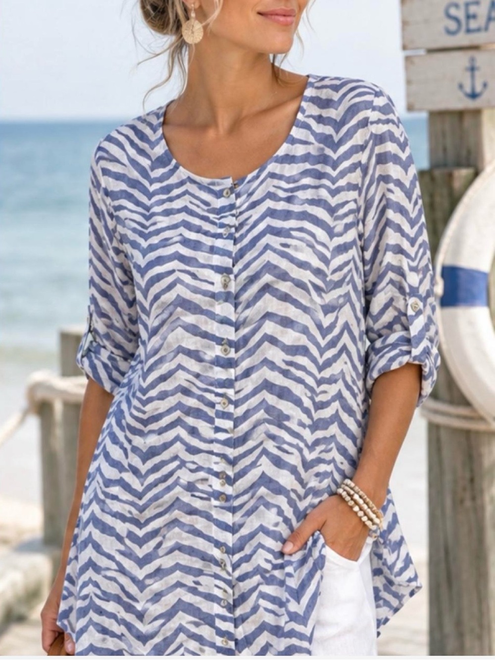 Tahari Women’s 100% Linen Button Front Blue & White Animal Print Tunic, Size 2X